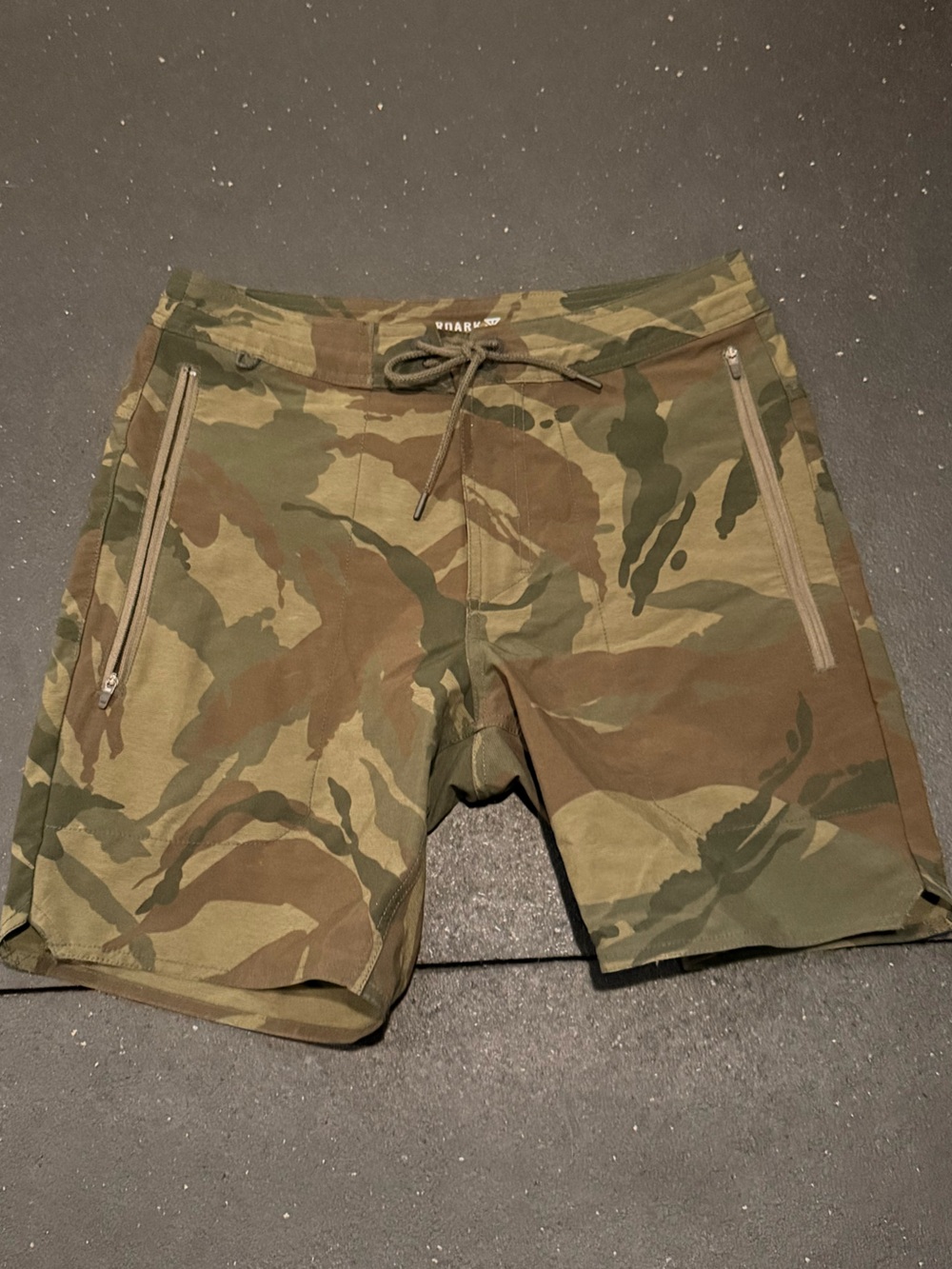 Roark Camouflage Men’s Cargo Shorts - Green Camo
